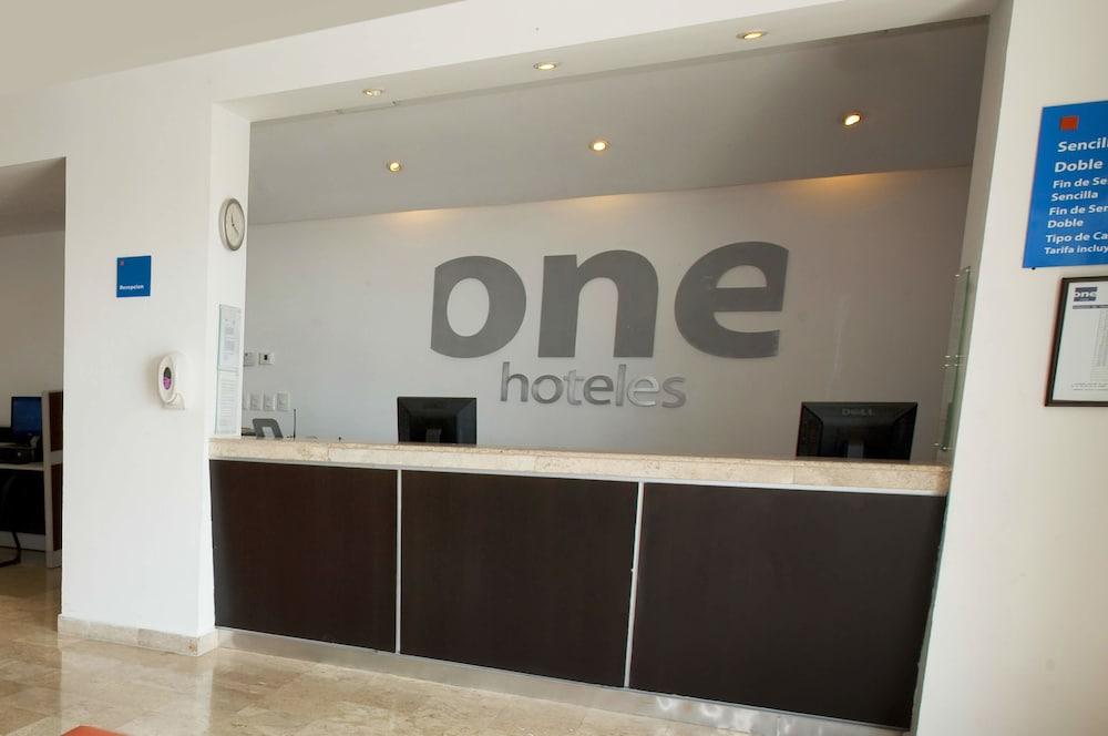 One Monterrey Aeropuerto Hotel Apodaca Luaran gambar